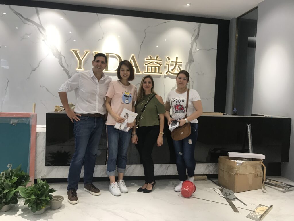 YIDA Home staff and attendees at BIG 5 Dubai, promoting bathroom vanities and wardrobes